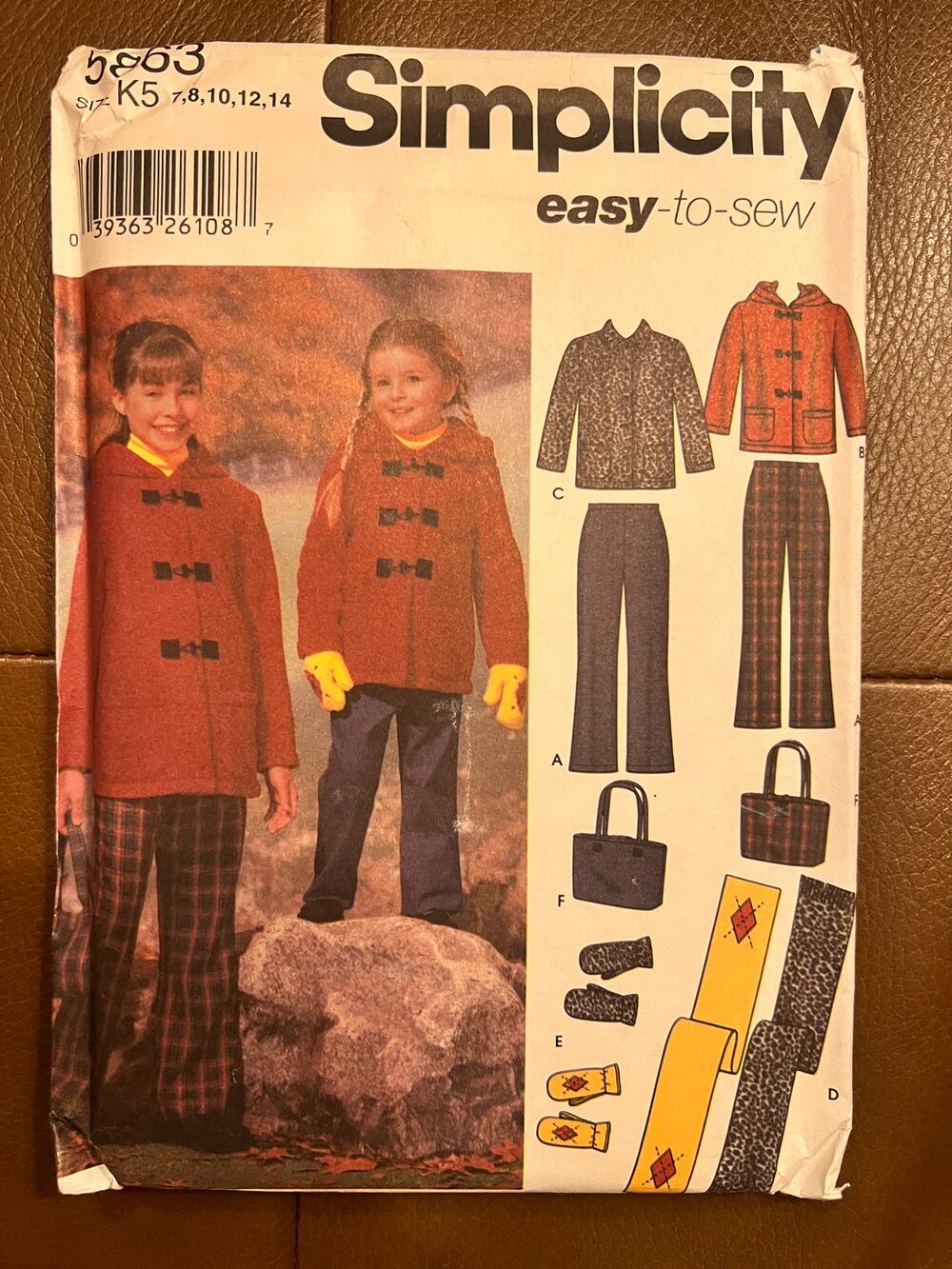 Vintage Simplicity 5863 Girls Jacket Pants Scarf Mittens Bag Pattern 7-14 Uncut